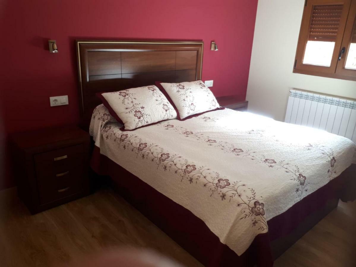 Apartamentos Camino Santo Toribio Mieses エクステリア 写真